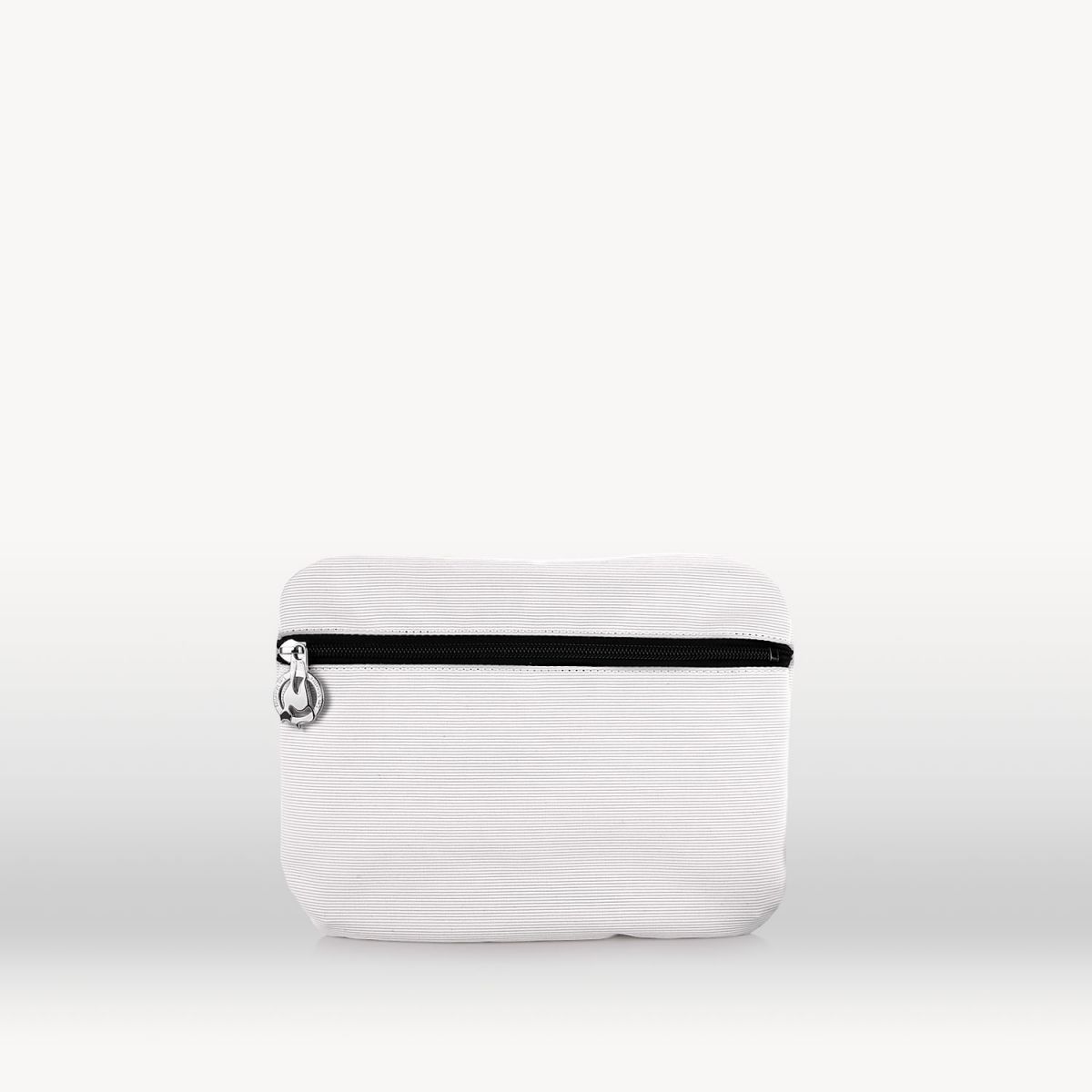 Additional pouch White flutted canvas